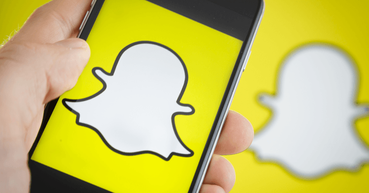 Hate the new Snapchat? Find out how to roll it back now!